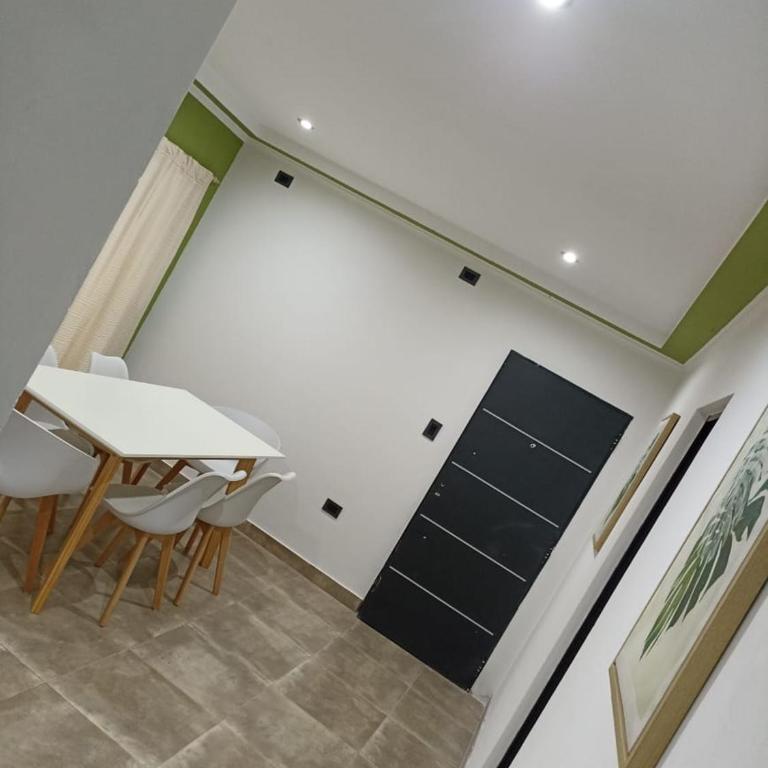 ვႷჿʇⴝꞁƂϨȢʇ Casa quinta con quincho y pileta, Equipada Completa, con Cochera Doble, 3Habit 2baños, para 7 Personas inicial, Alquiler Temporal Ramallo- San Nicolás, Consultar para dormir mas personas WHATSAP AL ვႷჿʇⴝꞁƂϨȢʇ, CONSULTAR PARA RESERVAR EN PRIV - Apartamento de 3 dormitorios - 8