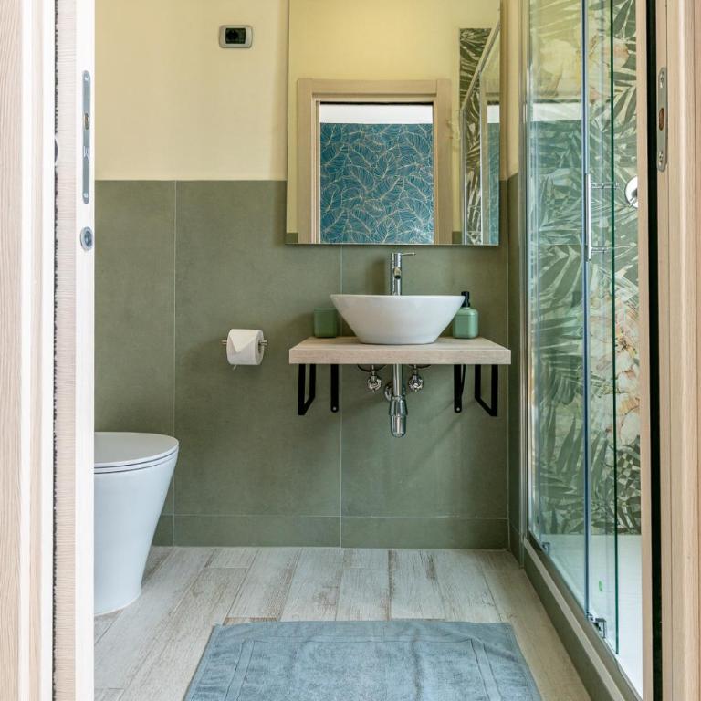Vacanze Romane - Camera Matrimoniale/Doppia con Letti Singoli con Bagno Privato - 13