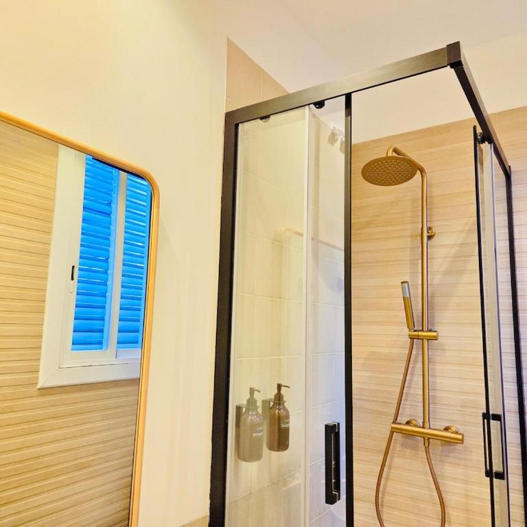 Boutique City Stay WiFi 6 min Sagrada Familia 2BR - Apartamento Deluxe de 2 dormitorios - 25