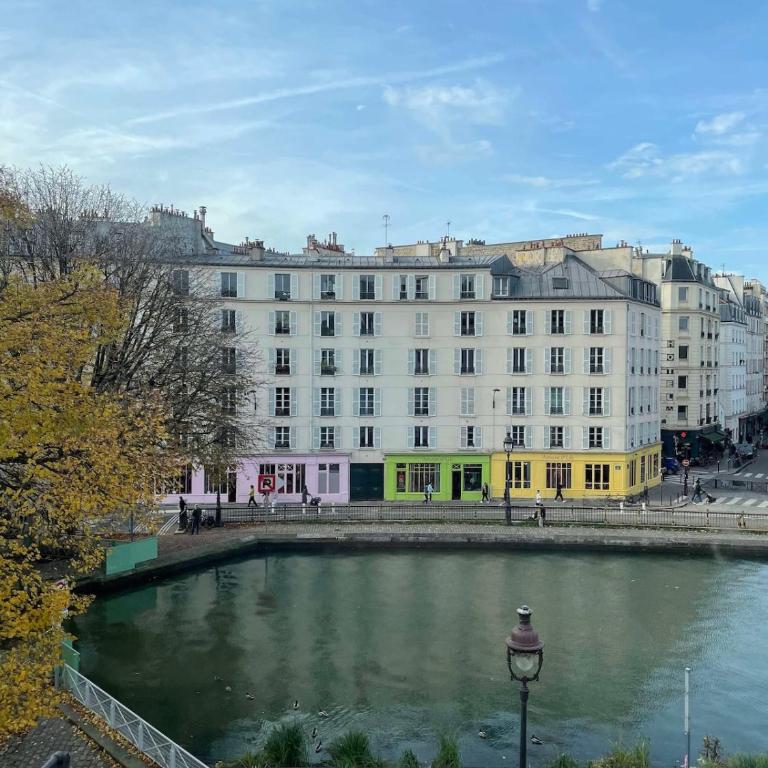 Spacious and bright apartment - Canal St-Martin - Appartement - 5