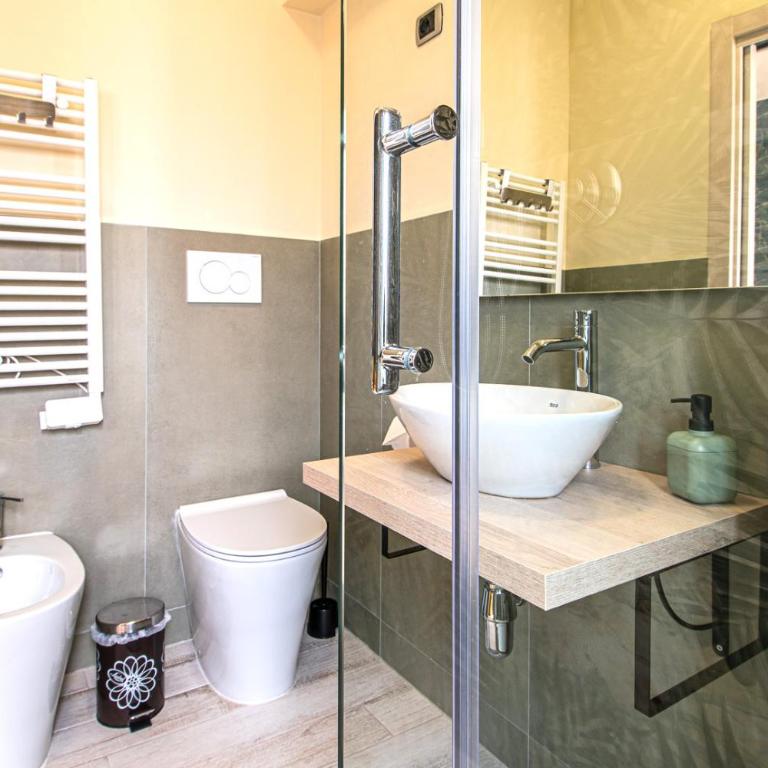 Vacanze Romane - Camera Matrimoniale/Doppia con Letti Singoli con Bagno Privato - 15