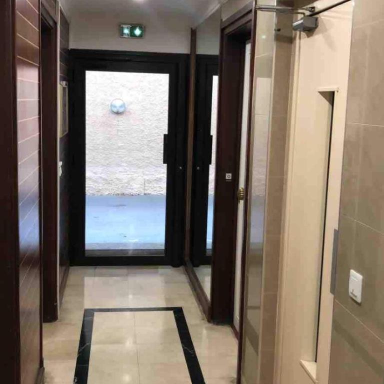 Large Studio in Cannes near la Croisette and beach - Appartement 1 Chambre - 44