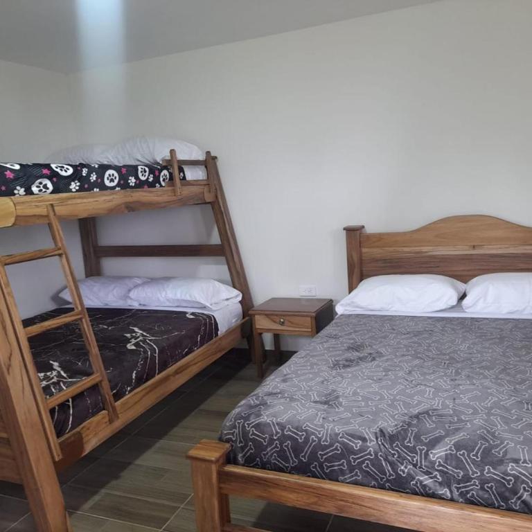 La Vaca Fifí - Habitación Familiar con baño privado - 7