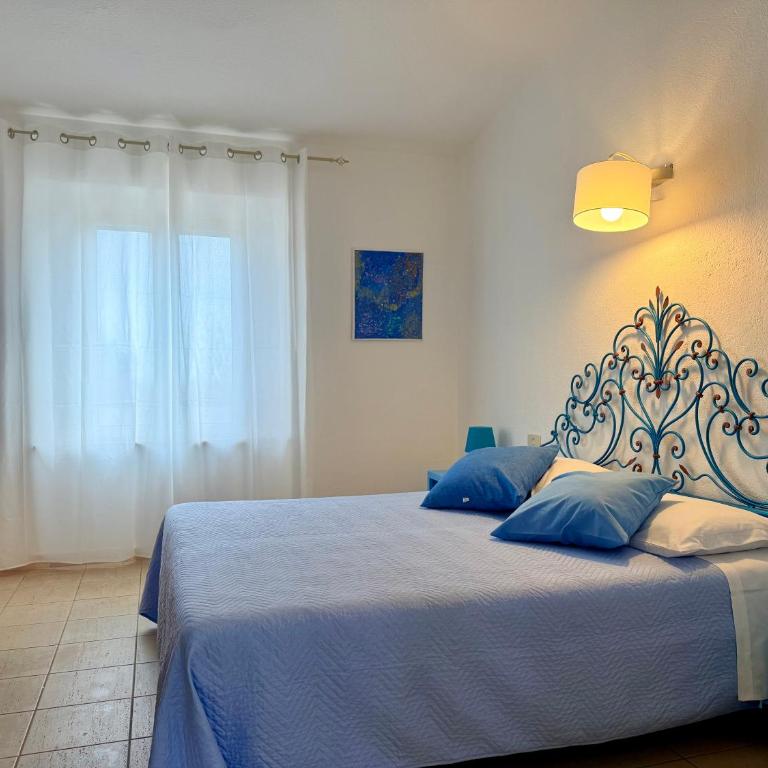 Le Residenze dei Mandorli - Appartamenti immersi nel verde della macchia mediterranea a Orosei - Casa con 2 Camere da Letto - 4