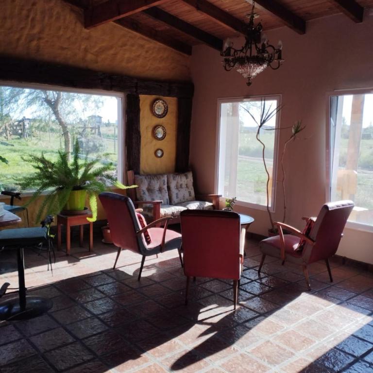 One Week Hospedaje- Hostel - Three-Bedroom Apartment - 24