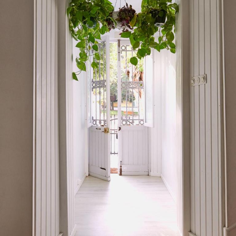 House with Garden Close to the Beach - One-Bedroom Apartment - 3