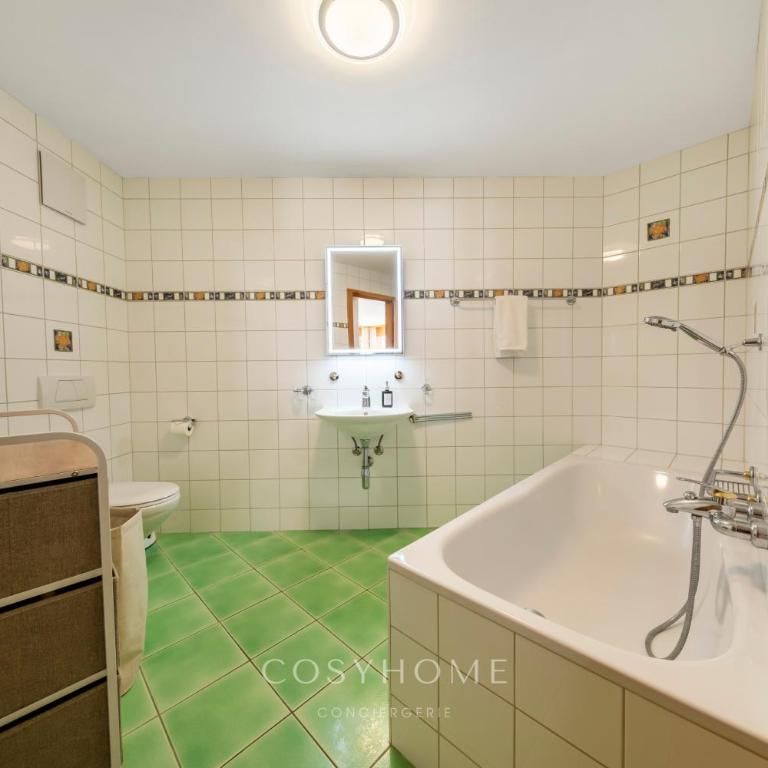 La Maison Lou l Ski in-out l Parking l By CosyHome - Appartement 2 Chambres avec Vue sur la Montagne - 24