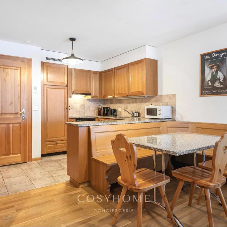 La Maison Lou l Ski in-out l Parking l By CosyHome - Appartement 2 Chambres avec Vue sur la Montagne - 10