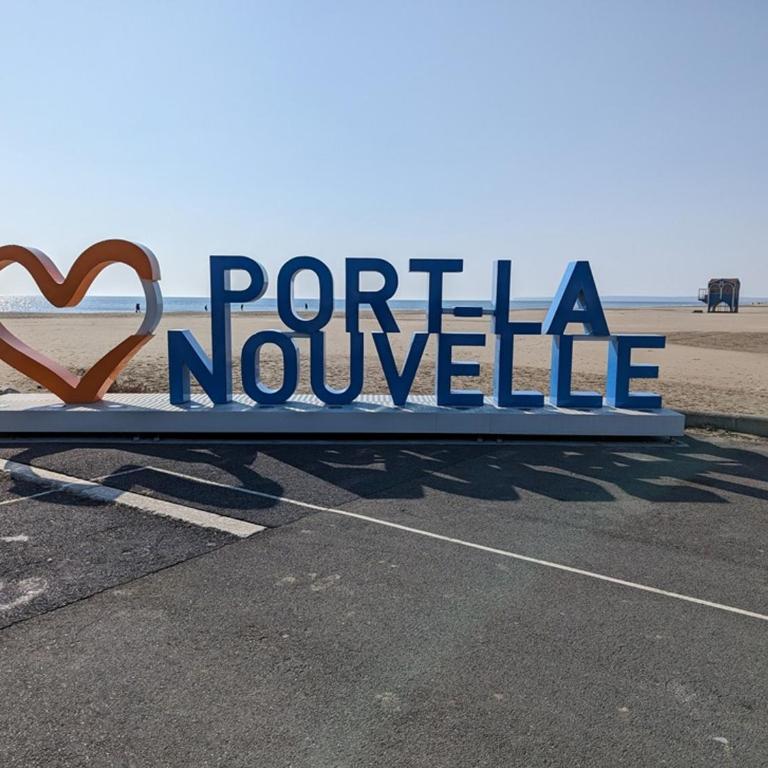 T2 Climatisé, 5 pers, Parking Protégé, Front de mer - FR-1-797-38 - Appartement - 15