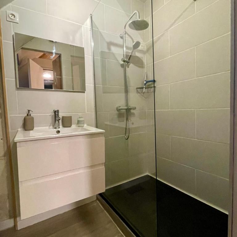 L'Escale - Maison avec Jardin - 4min du Zoo de Beauval - Two-Bedroom Townhouse - 14