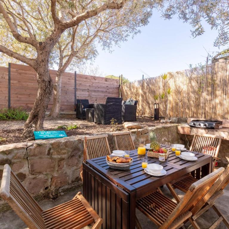La Janette, charmante villa 6-8 pers avec une situation idéale, proche des plages et du littoral - Villa mit Gartenblick - 1