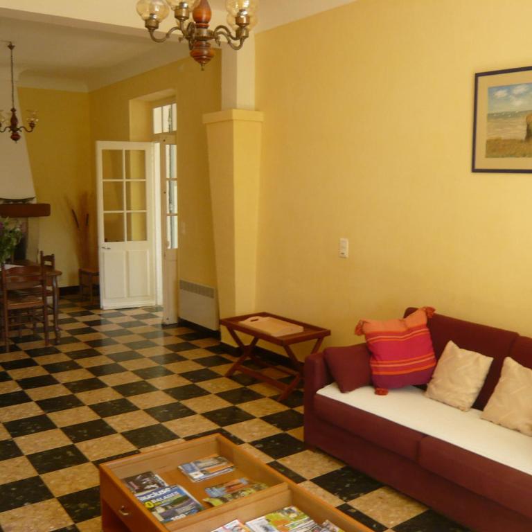 Le Mas De La Verdiere - Three-Bedroom House - 9