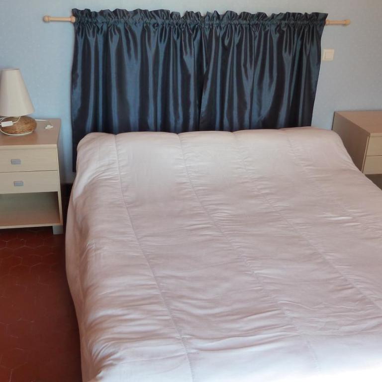 Le Mas De La Verdiere - Three-Bedroom House - 13
