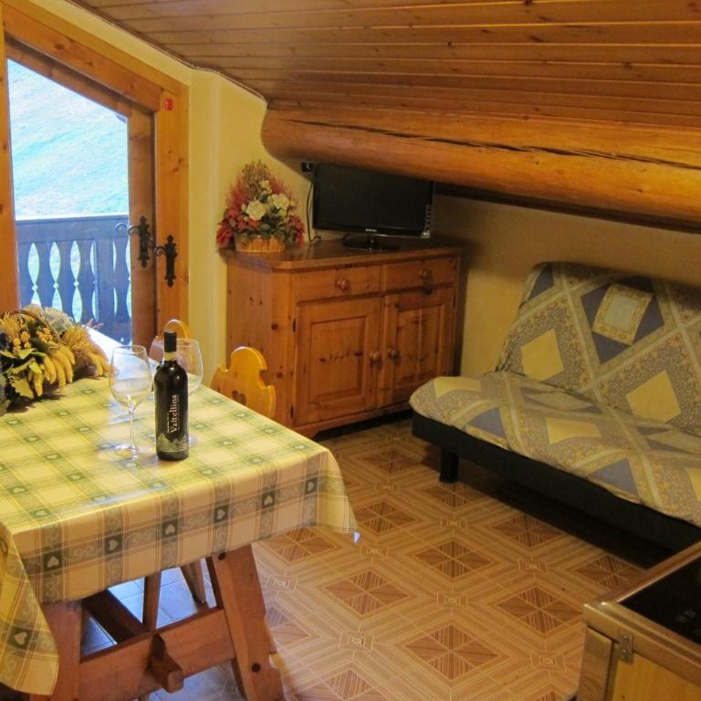 Chalet Del Sole per gruppi - Two-Bedroom Apartment - Attic - 1