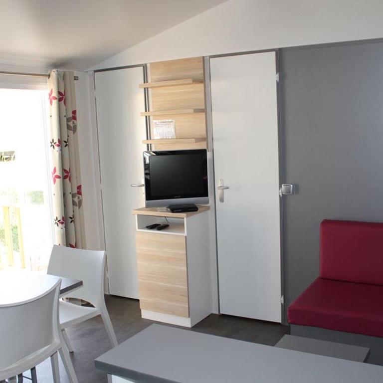 BONNES VACANCES sur le CAMPING LE BOSC - Mobile Home - 6