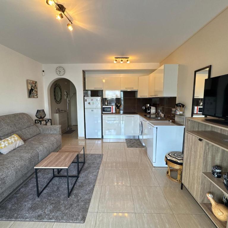 Santa maria 1-5 - Studio with Balcony - 9