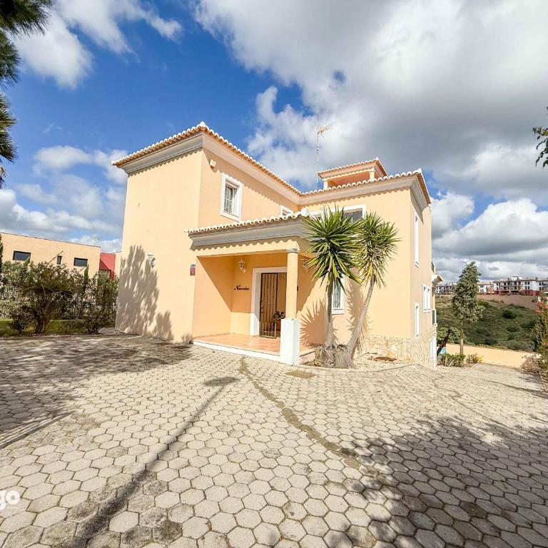 Villa Nosredna 5 Bedroom & Pool LES01 - Villa con piscina privada - 1
