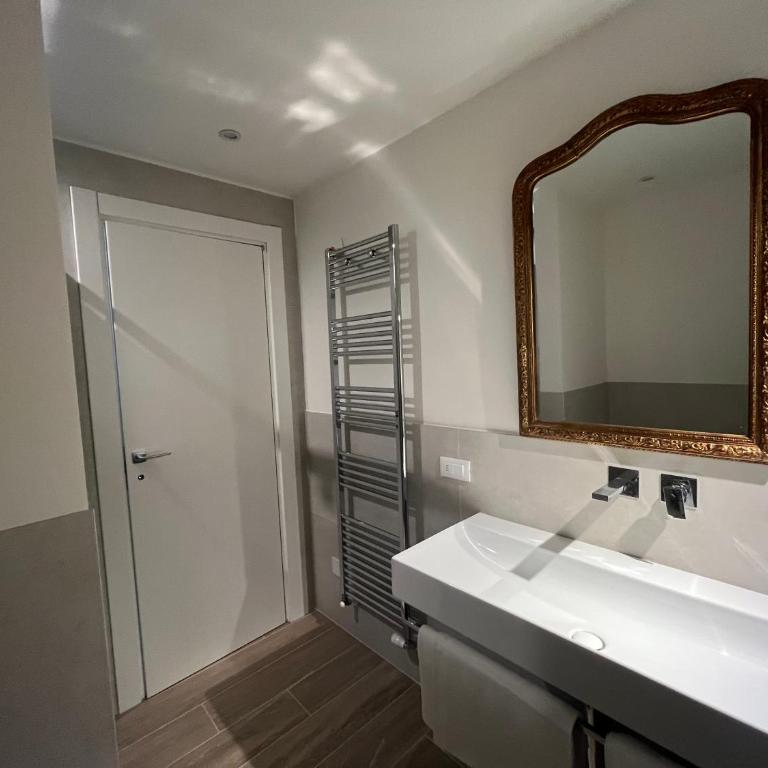 Castelfiore - Single Room with Private Bathroom - 6