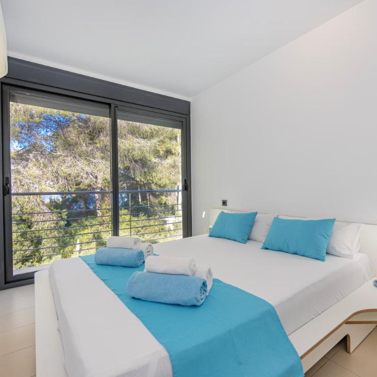 Villa PAM, ALYA Beach House with pool and Hot Tub - Villa - 34