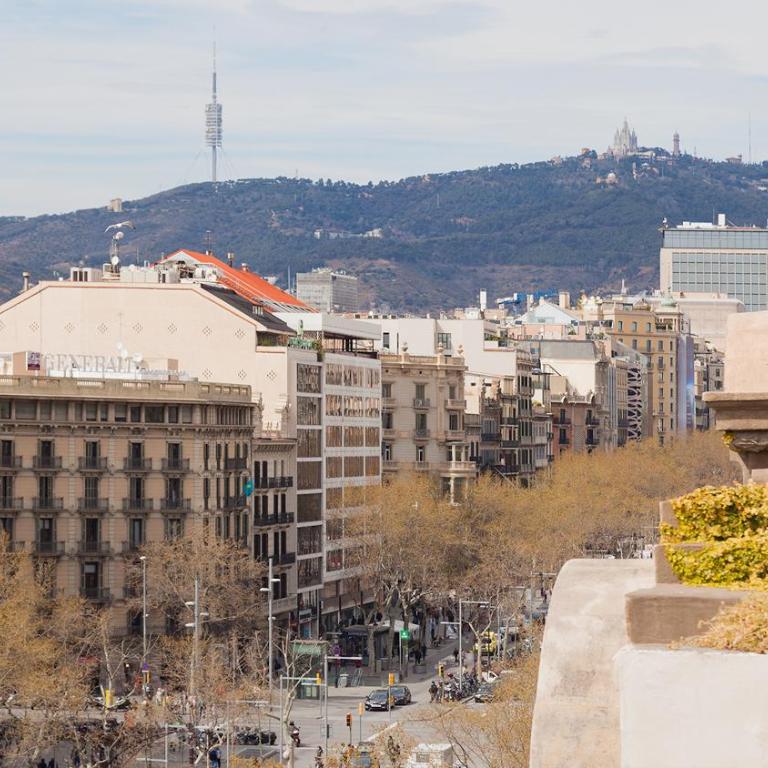 Hostal Oliva - Double Room with City View - 16