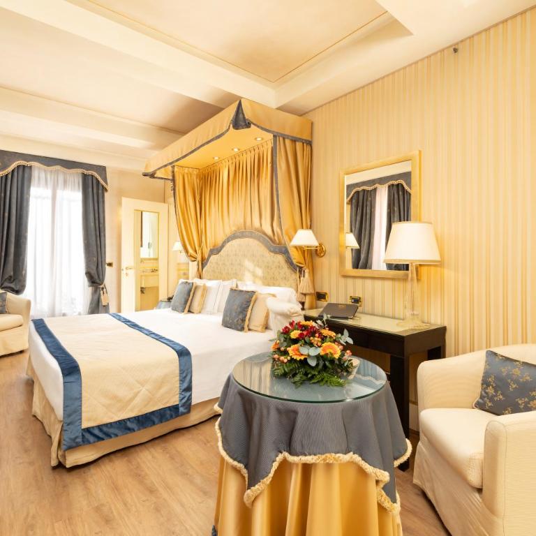 Hotel A La Commedia - Junior Suite - 5
