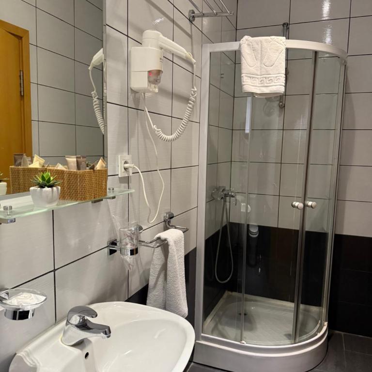 Deluxe Nortel Hotel - Deluks Queen Soba sa 2 Velika Bračna Kreveta (Queen) - 3