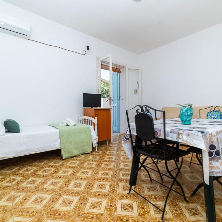 Casa degli Oleandri - Appartamento Familiare con 2 Camere da Letto - 13