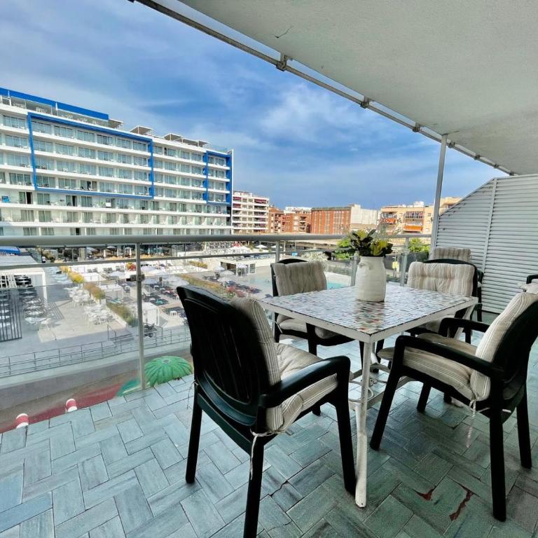 Apartamento Blau Mar - Apartamento de 3 dormitorios - 50