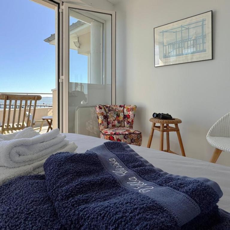 Villa front Bassin, accès plage privée, piscine - Villa - Vue sur Mer - 60