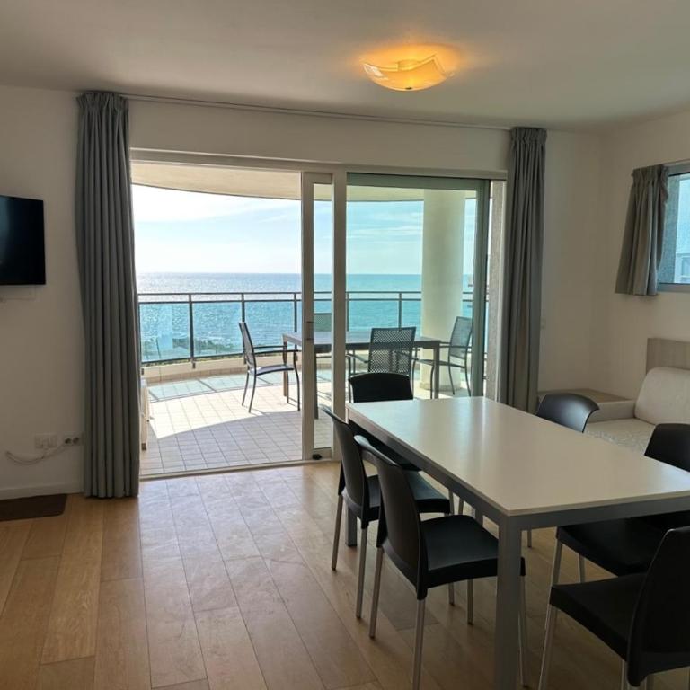 Sky Residence - Two-Bedroom Apartment with Sea View - 1