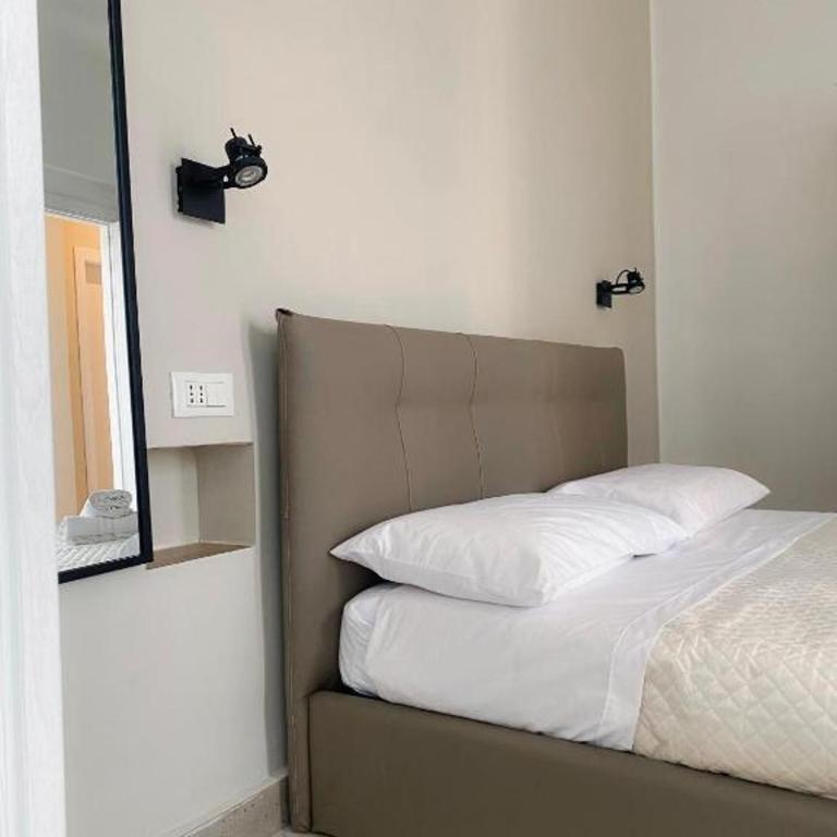 Leone Suite View & Restaurant - Kleines Doppelzimmer - 4