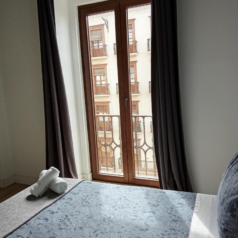 Sevilla deluxe suites - Apartamento Deluxe con balcón - 3