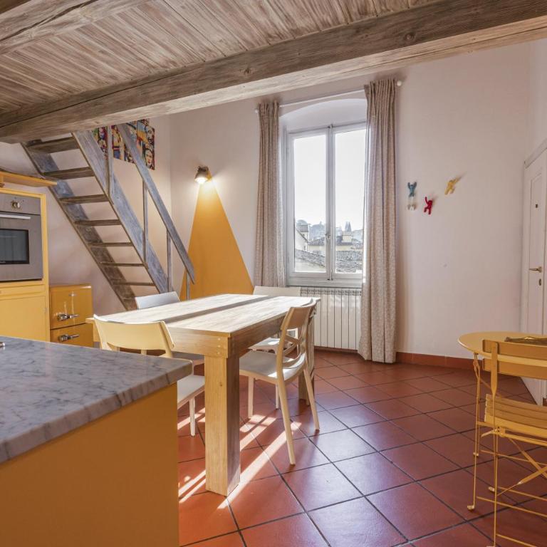 Yellow Home by MMega - Appartamento con 1 Camera da Letto - 4