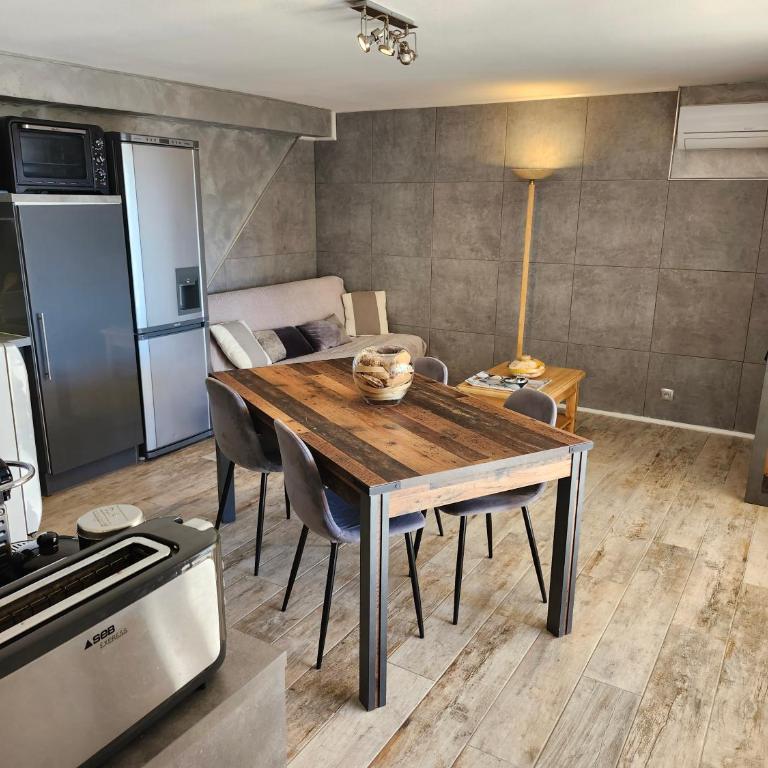 APPARTEMENT REZ DE JARDIN DANS VILLA VUE MER - Apartamento de 1 dormitorio - 17