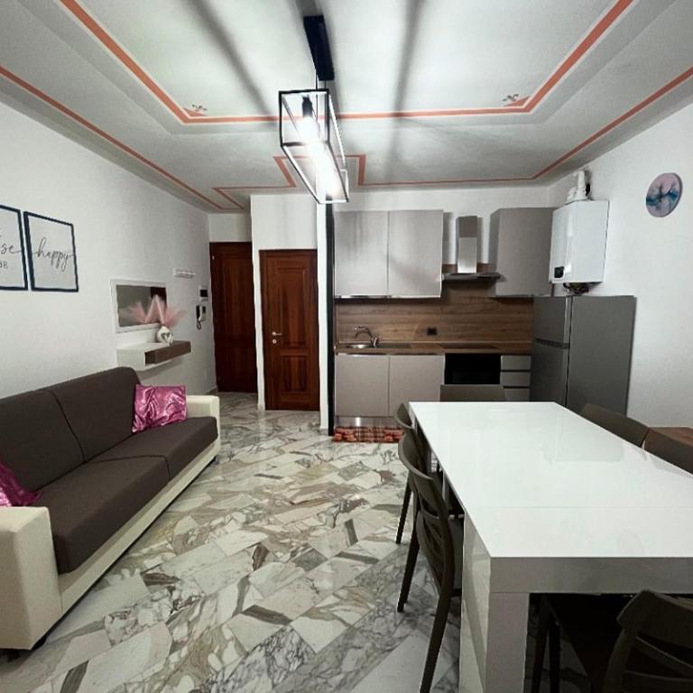 I Portici - Appartamento con 2 Camere da Letto - 31