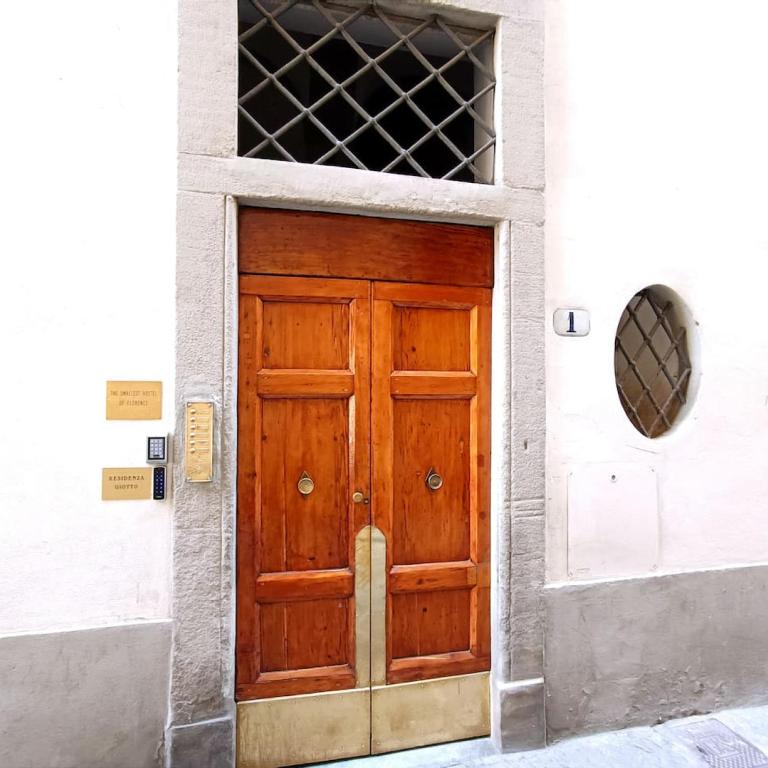 The Smallest Hostel of Florence - Camera Matrimoniale con Bagno Privato Esterno - 36