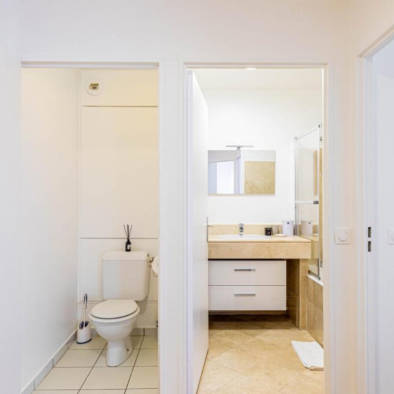 GuestReady - Charming Family Duplex with a terrace - Apartment mit 1 Schlafzimmer - 10