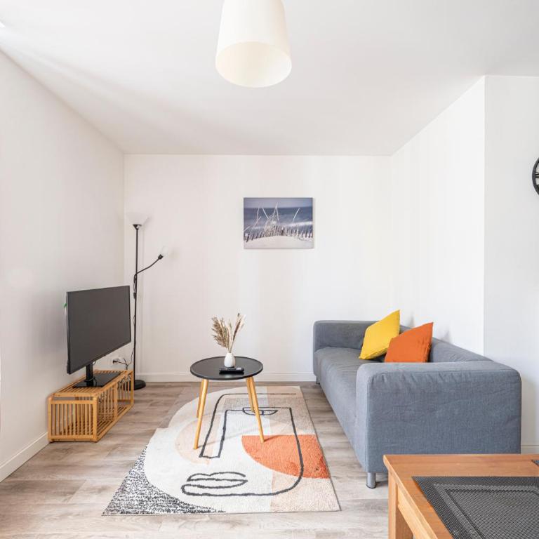 Cœur de Pau - Parking Privé - L'Unique - Appartement 1 Chambre - 2