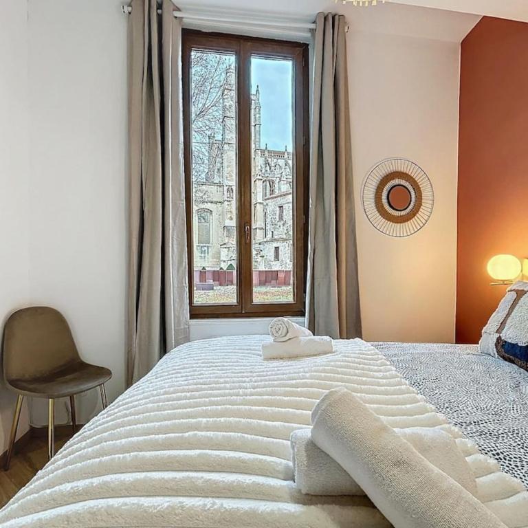 Le Saint Just - Appartement face à la Cathédrale - Deluxe One-Bedroom Apartment - 6