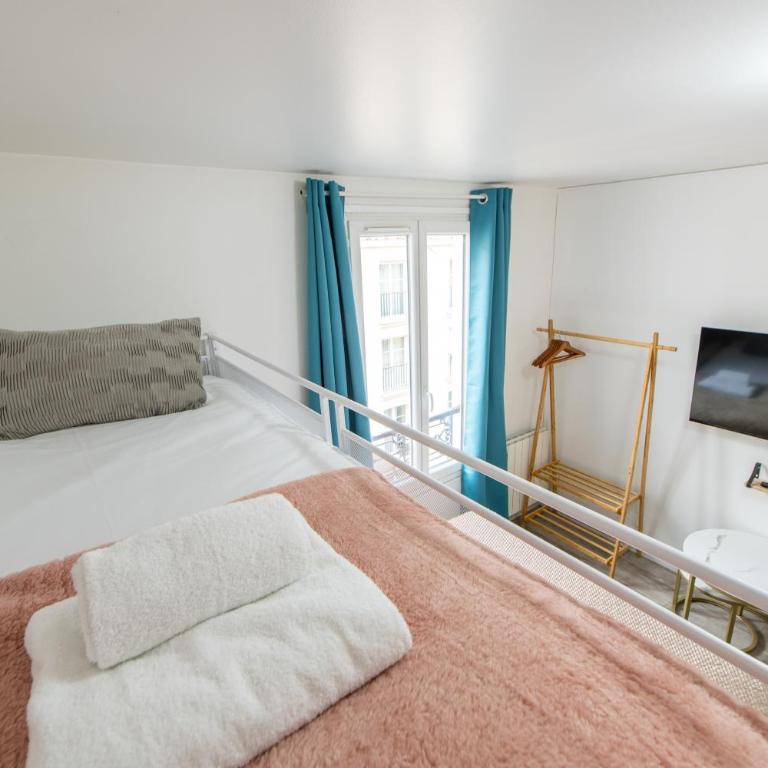 Best Deal! Modern studio in vibrant area only 5 minutes by walk to metro - central location - Studio Deluxe - 8
