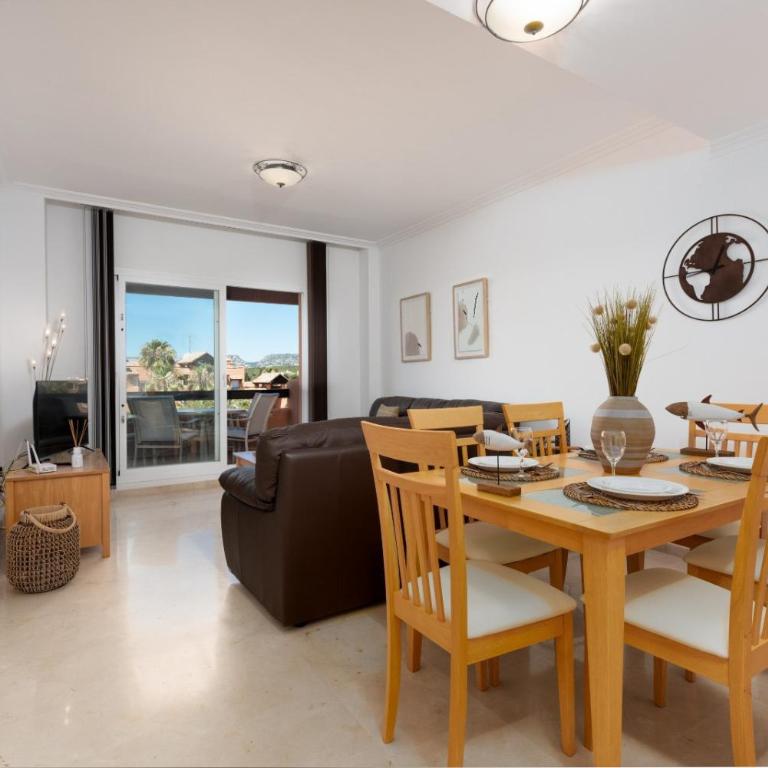 Casares del Sol 2100 - Apartamento con vistas a la piscina - 4