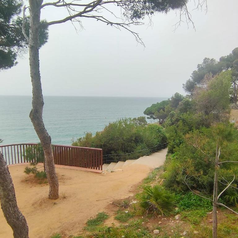 Enjoy the beach, Port Aventura and Ferrari Land - Two-Bedroom Apartment with Terrace and Sea View - 9