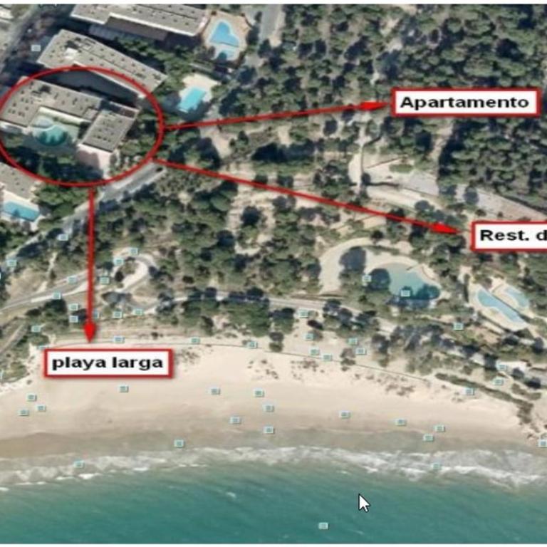 Enjoy the beach, Port Aventura and Ferrari Land - Two-Bedroom Apartment with Terrace and Sea View - 12
