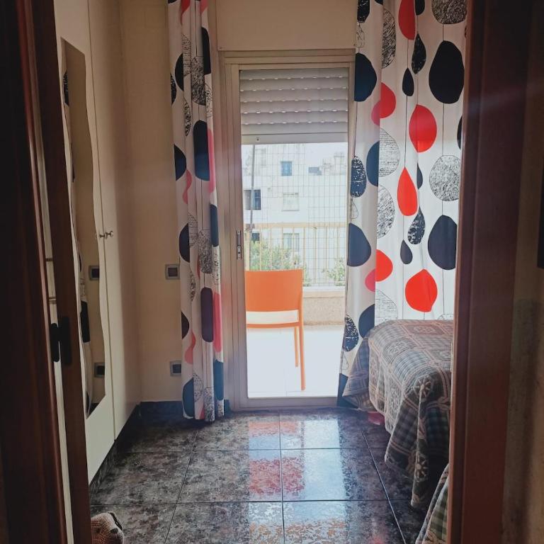 Enjoy the beach, Port Aventura and Ferrari Land - Two-Bedroom Apartment with Terrace and Sea View - 13