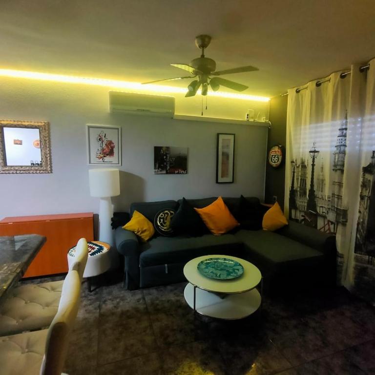 Enjoy the beach, Port Aventura and Ferrari Land - Two-Bedroom Apartment with Terrace and Sea View - 31