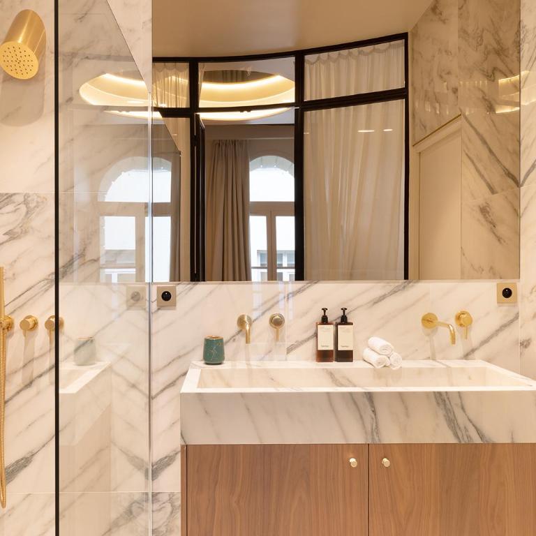 Maison Galante - Apartments in Grand Boulevards - Passage Panorama - Appartement 3 Chambres - 24