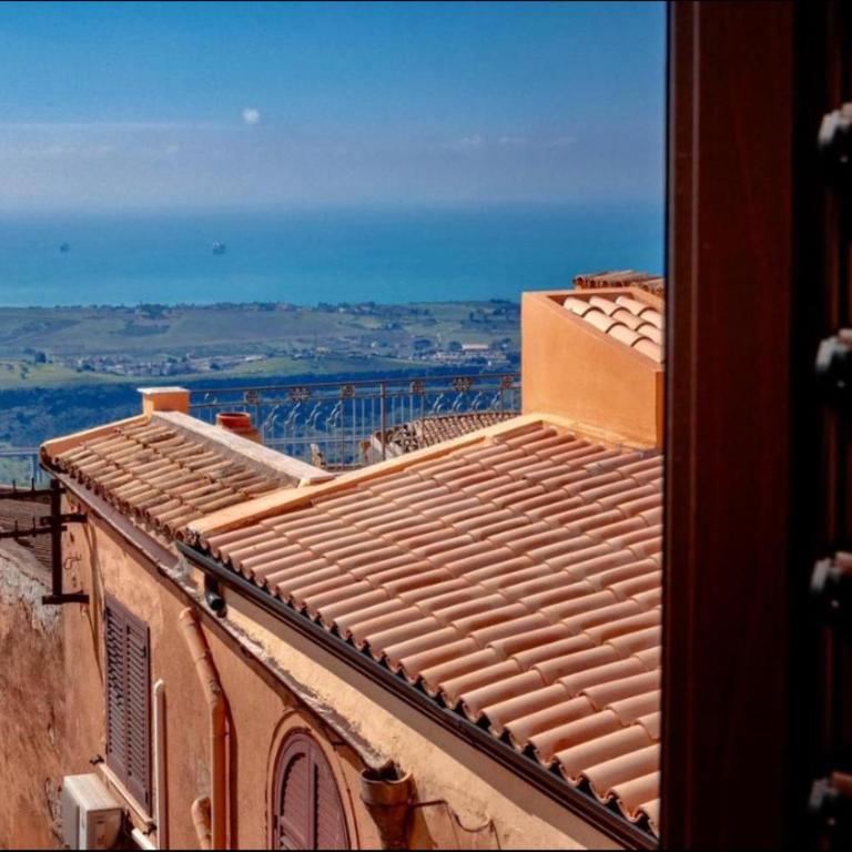 B&b al Duomo Rooms - Luxury Quadruple Room - 1
