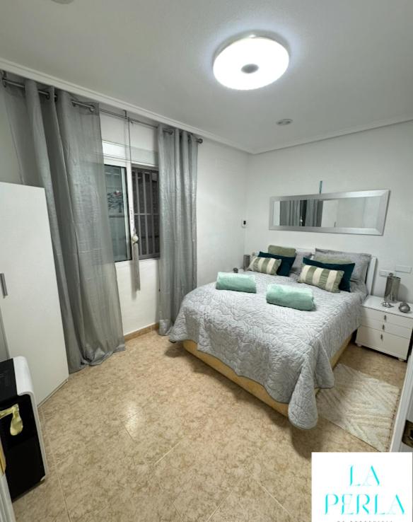 La Perla de Torrevieja - One-Bedroom Apartment - 6