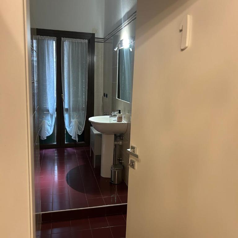La Magnolia - Rooms - Double Room with Private External Bathroom - 6