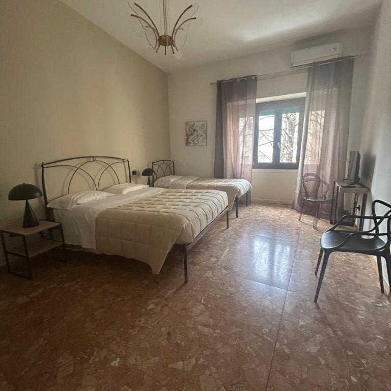La Magnolia - Rooms - Triple Room with Private External Bathroom - 3